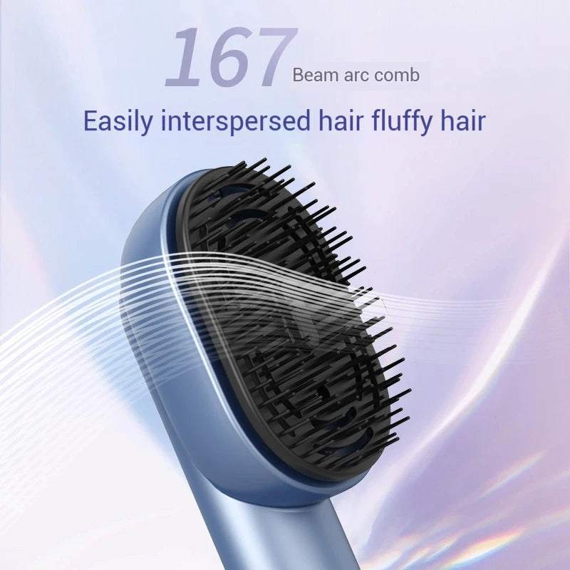 Brosse massante de cuir chevelu à brume